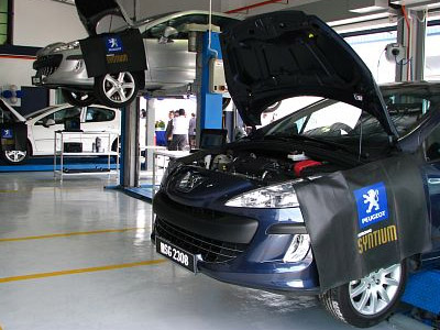 H Peugeot έριξε τις τιμές στο service